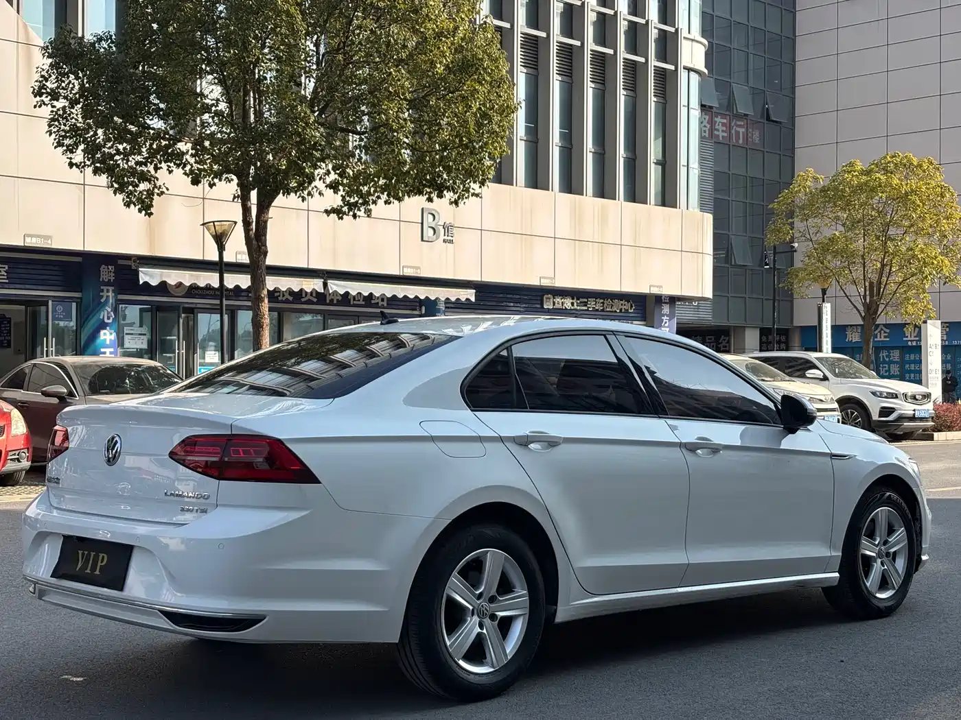 Volkswagen Lamando 2019 230TSI DSG Fashion Edition China VI фото 11