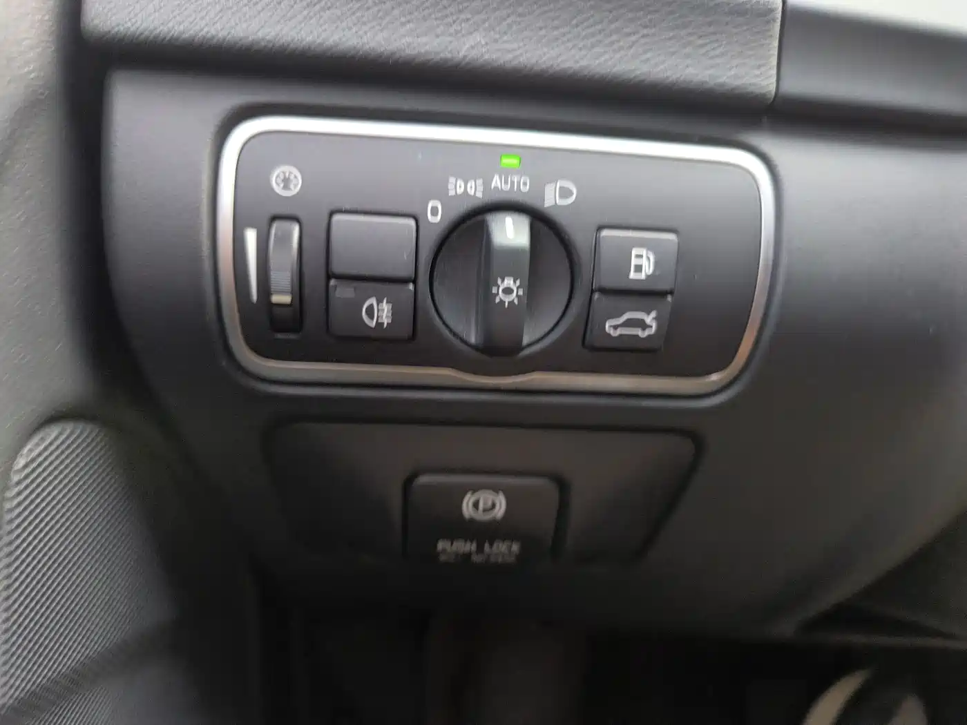 Volvo V60 2014 2014 Model Year Facelift T5 Inscription