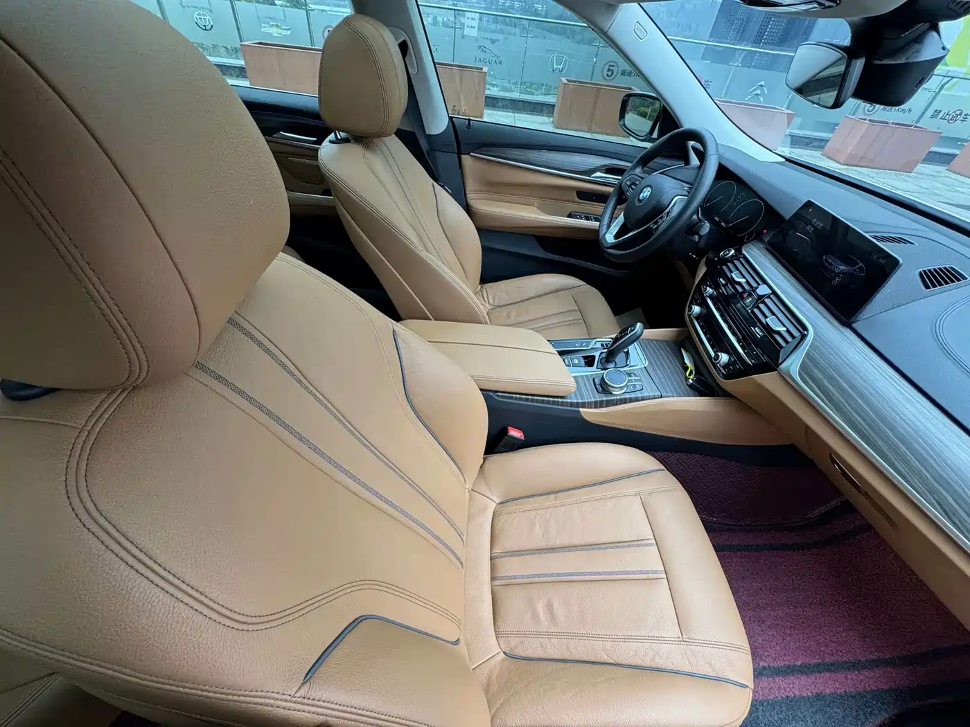 BMW 6 Series GT 2019 630i Luxury Design Package фото 19