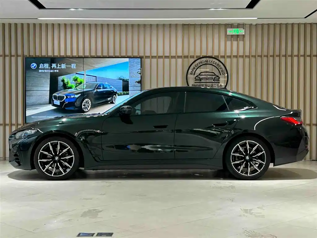 BMW 4 Series 2022 425i Gran Coupe M Sport Night Package фото 3