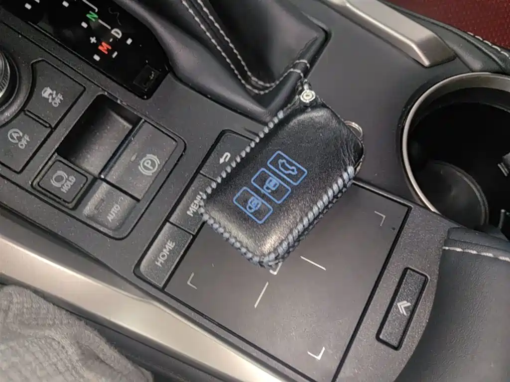 Lexus NX 2018 200 FWD Sharp Edition China VI фото 9