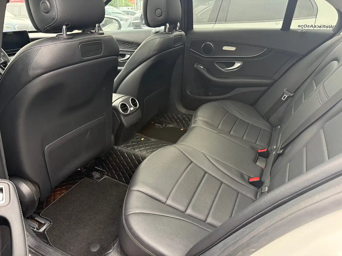 Mercedes-Benz C-Class 2017 Facelift C 200 L Sport Edition фото 7
