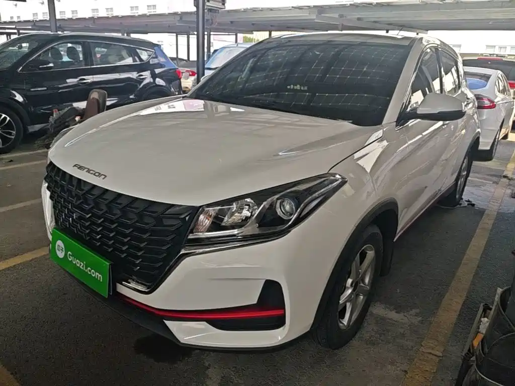 Dongfeng Fengguang Fengon 500 2023 2022 1.5L Manual Enjoyment Edition