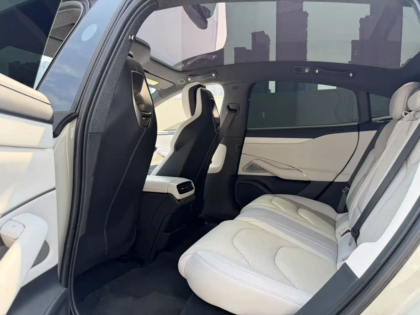 Xiaomi Auto Xiaomi SU7 2024 RWD Standard Founder's Edition фото 9