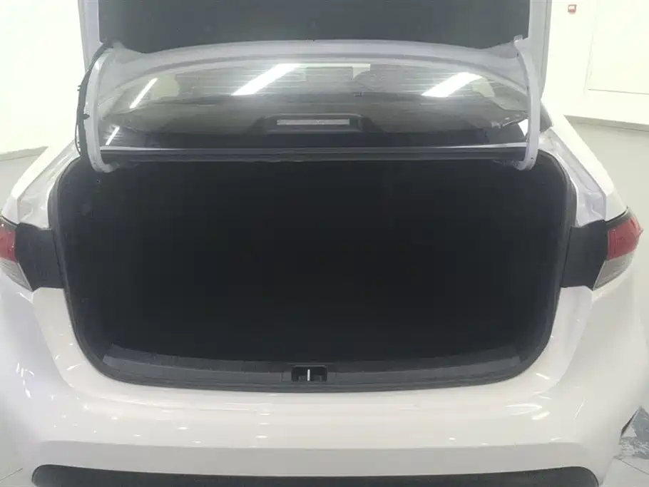 Toyota Levin 2022 Dual Engine 1.8H E-CVT Luxury Edition фото 4