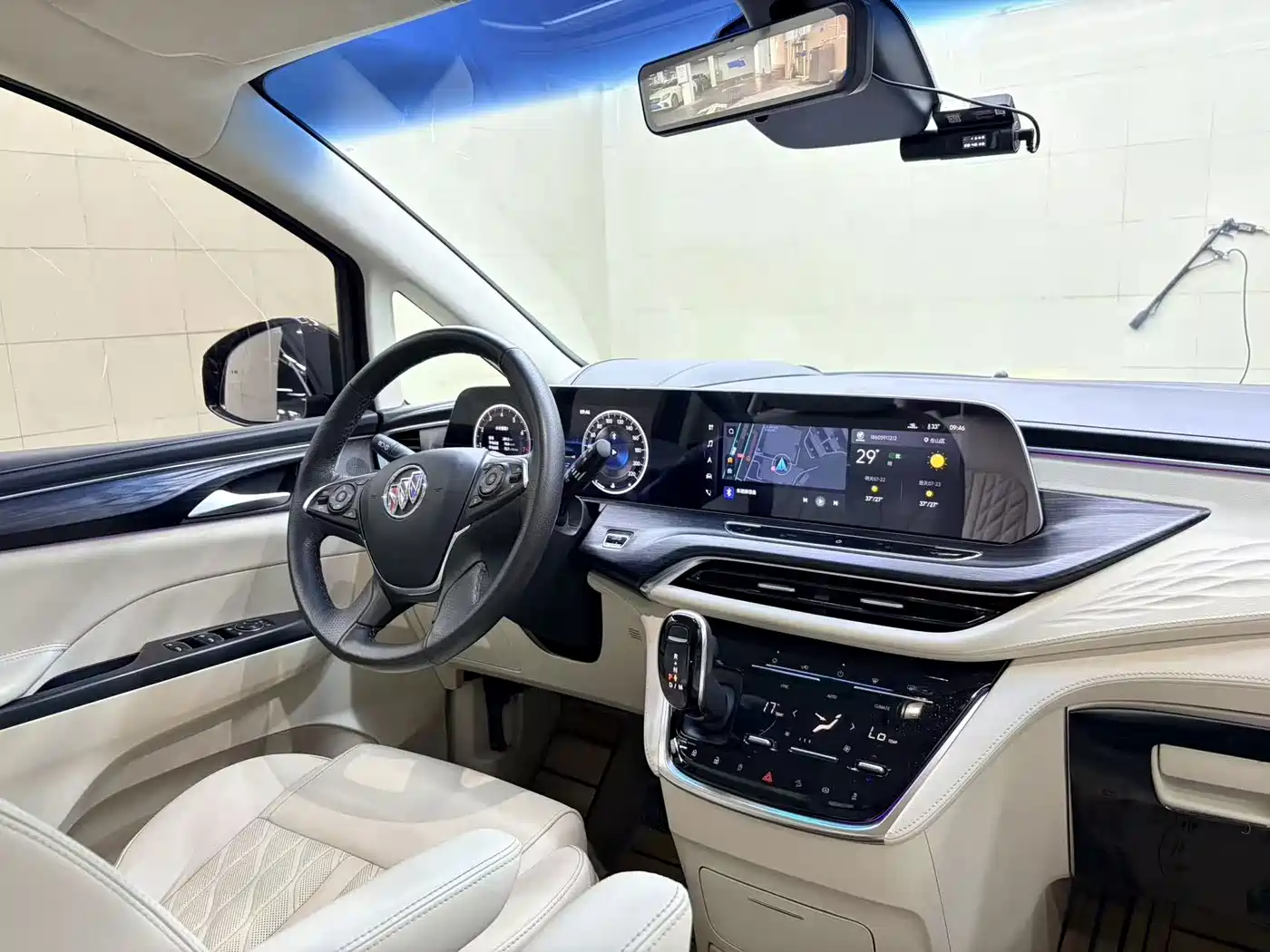 Фото 5 - Buick GL8