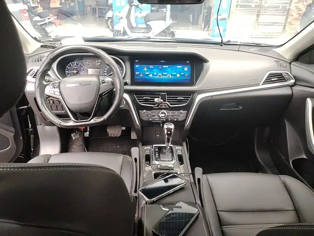 Venucia T90 2019 2018 2.0L CVT Smart Connection Intelligent Edition China V