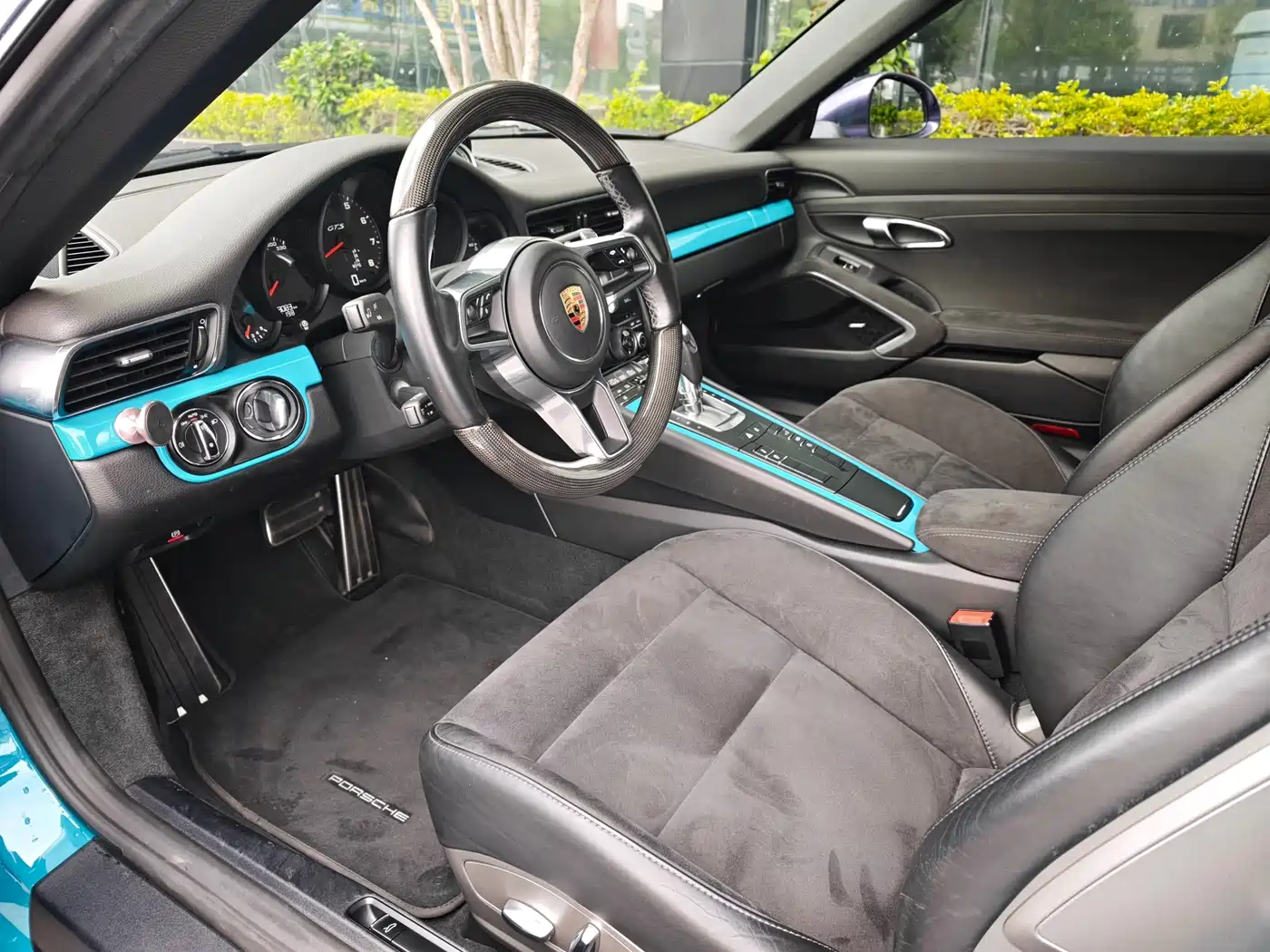 Porsche 911 2017 Carrera Cabriolet GTS 3.0T фото 10