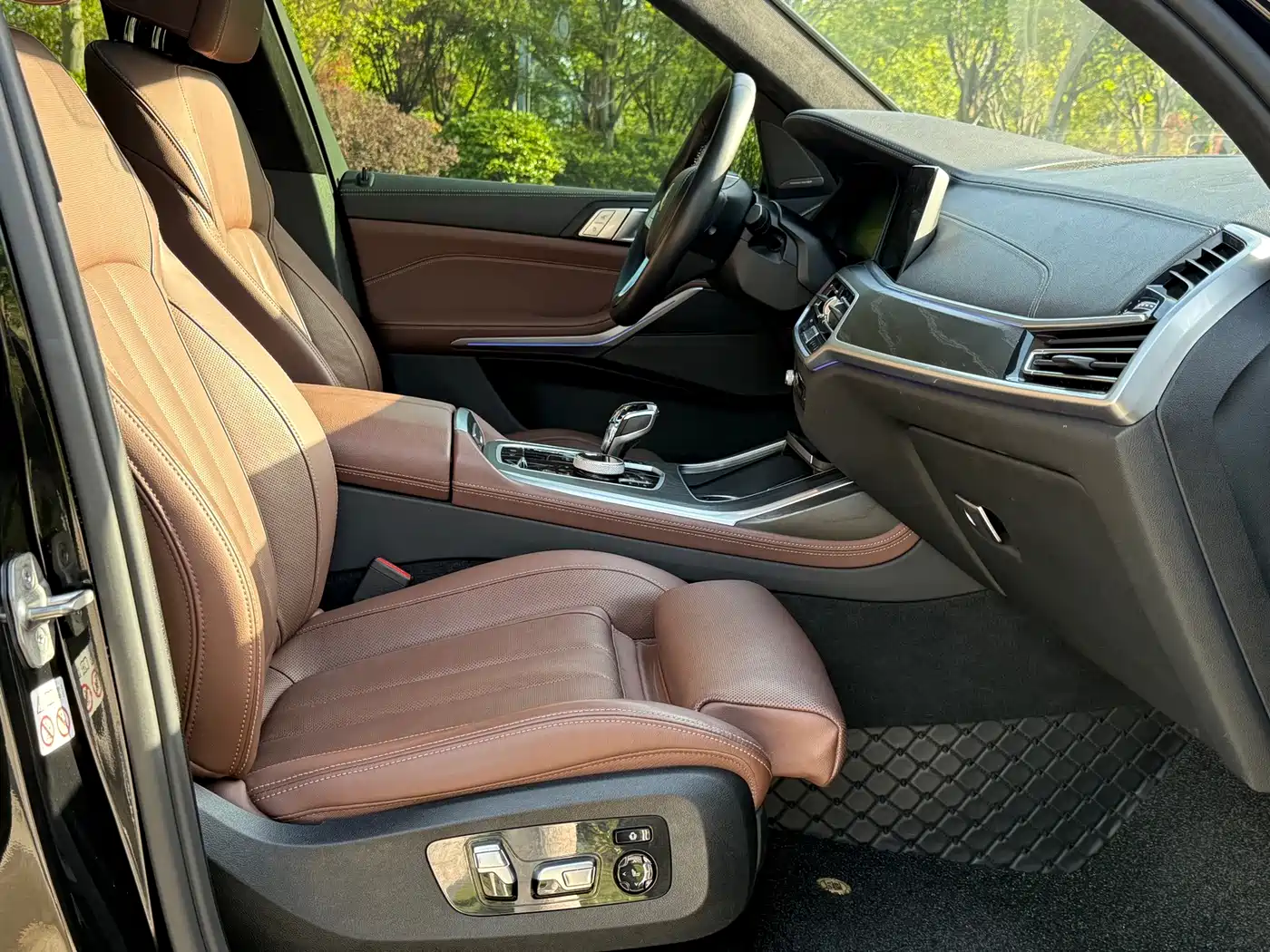Photo 13 - BMW X7