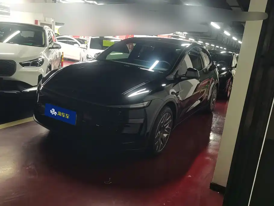 Tesla Model Y L 2026 2025 Facelift Long Range AWD