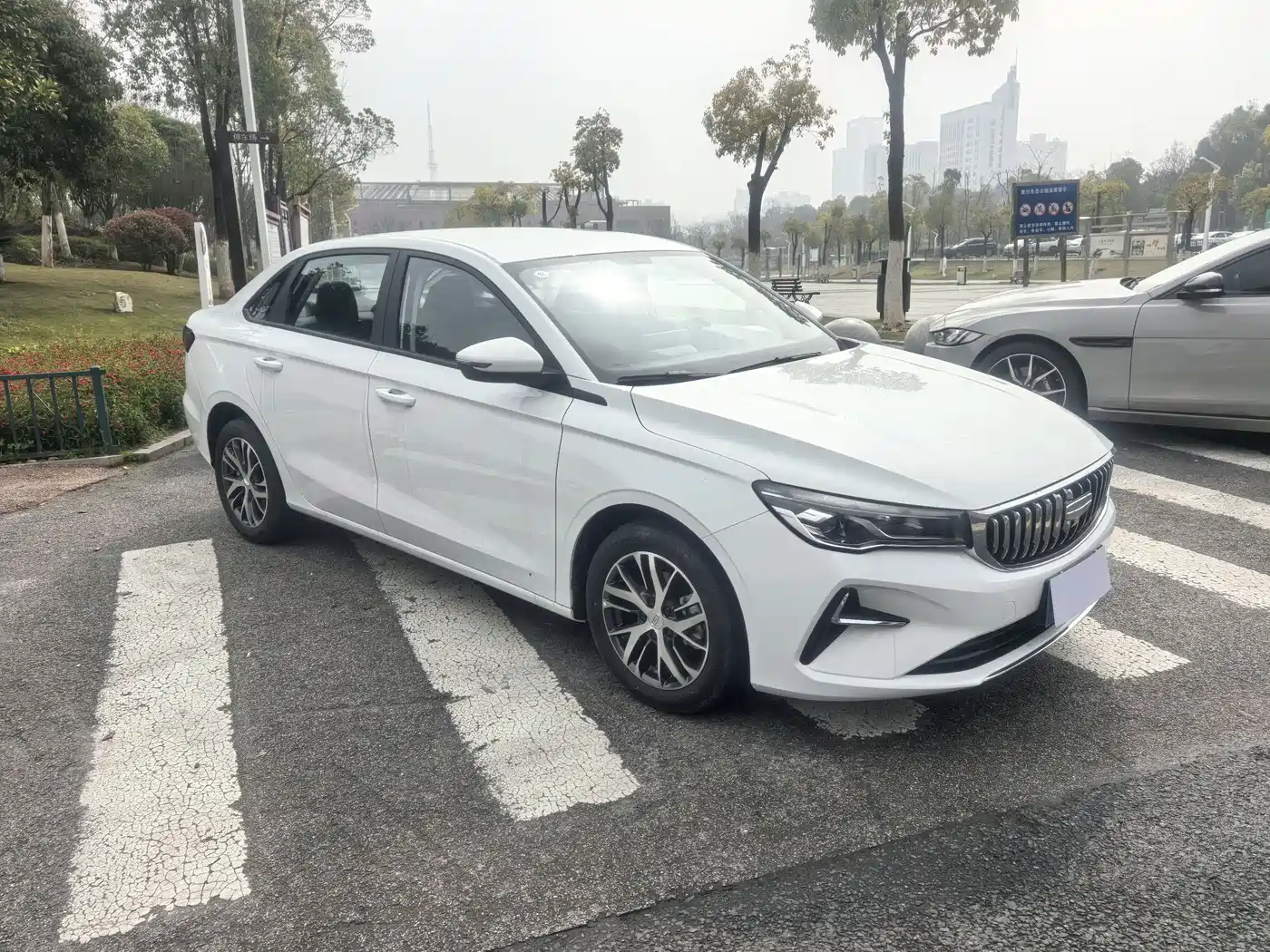 GEELY AUTOMOBILE EMGRAND