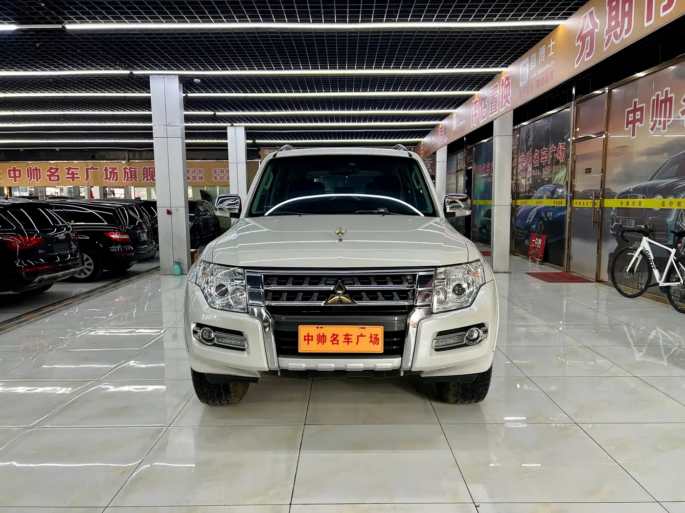 Mitsubishi Pajero (Import) 2020 3.0L Automatic Comfort Edition фото 2