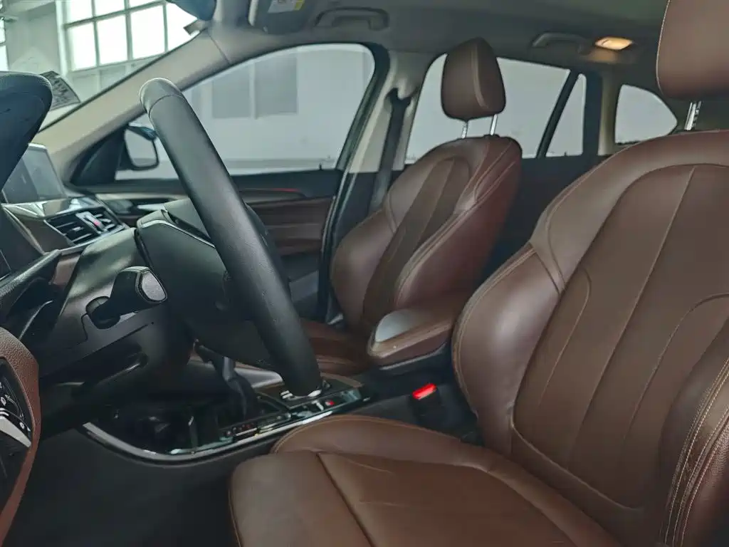 BMW X1 2019 xDrive20Li Luxury Model фото 16