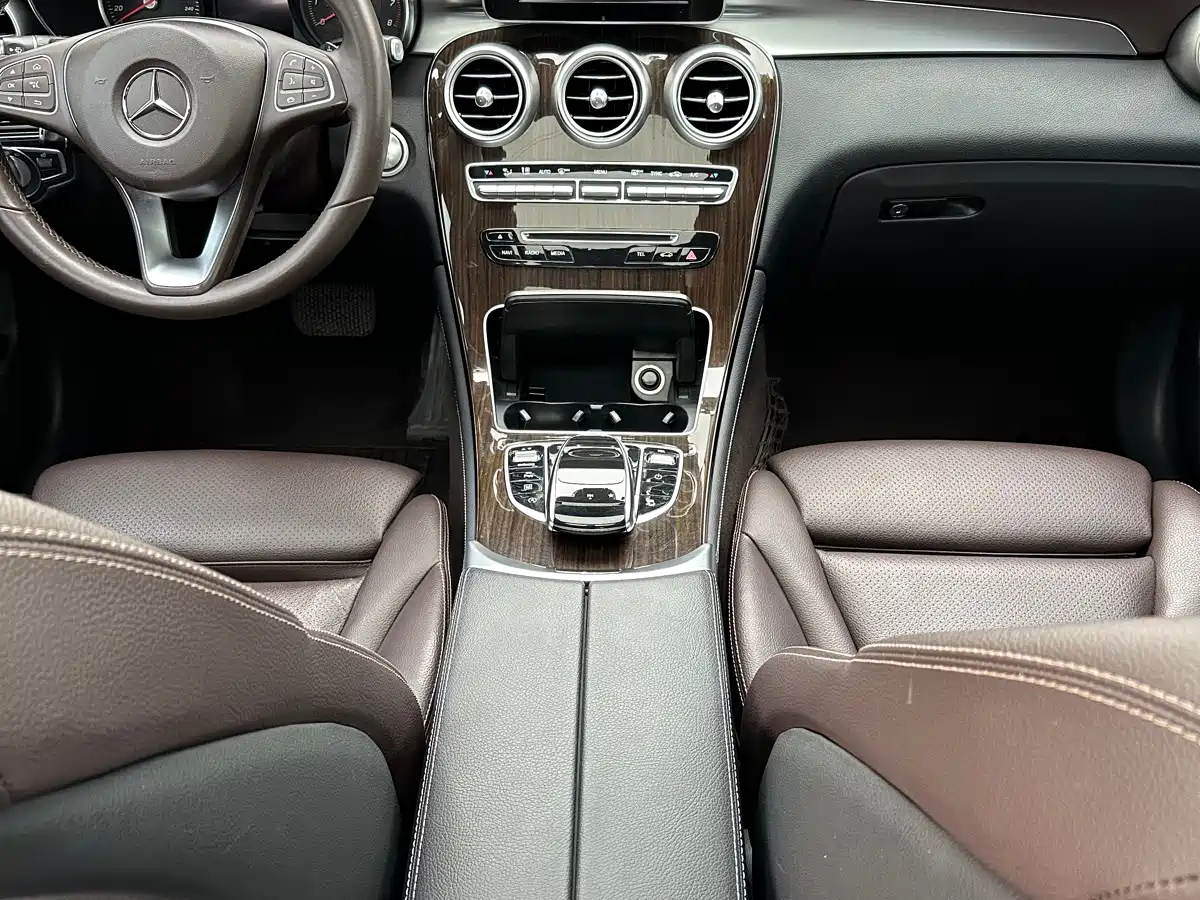 Mercedes-Benz GLC 2018 GLC 260 4MATIC Dynamic фото 9