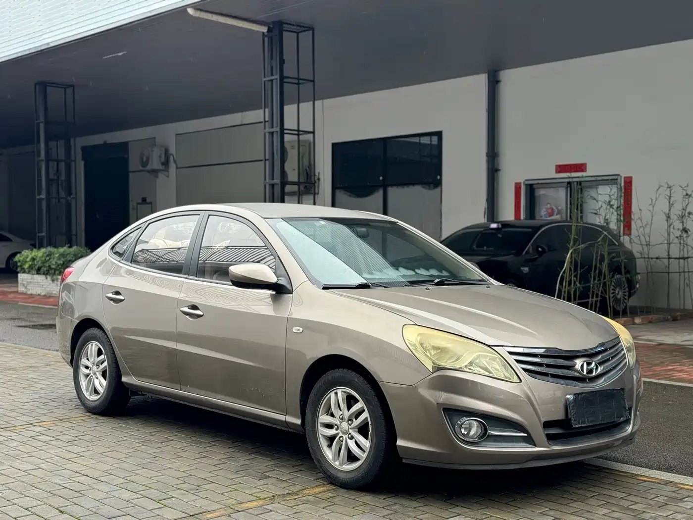 Hyundai Elantra 2011 1.6L Automatic Comfort фото 3