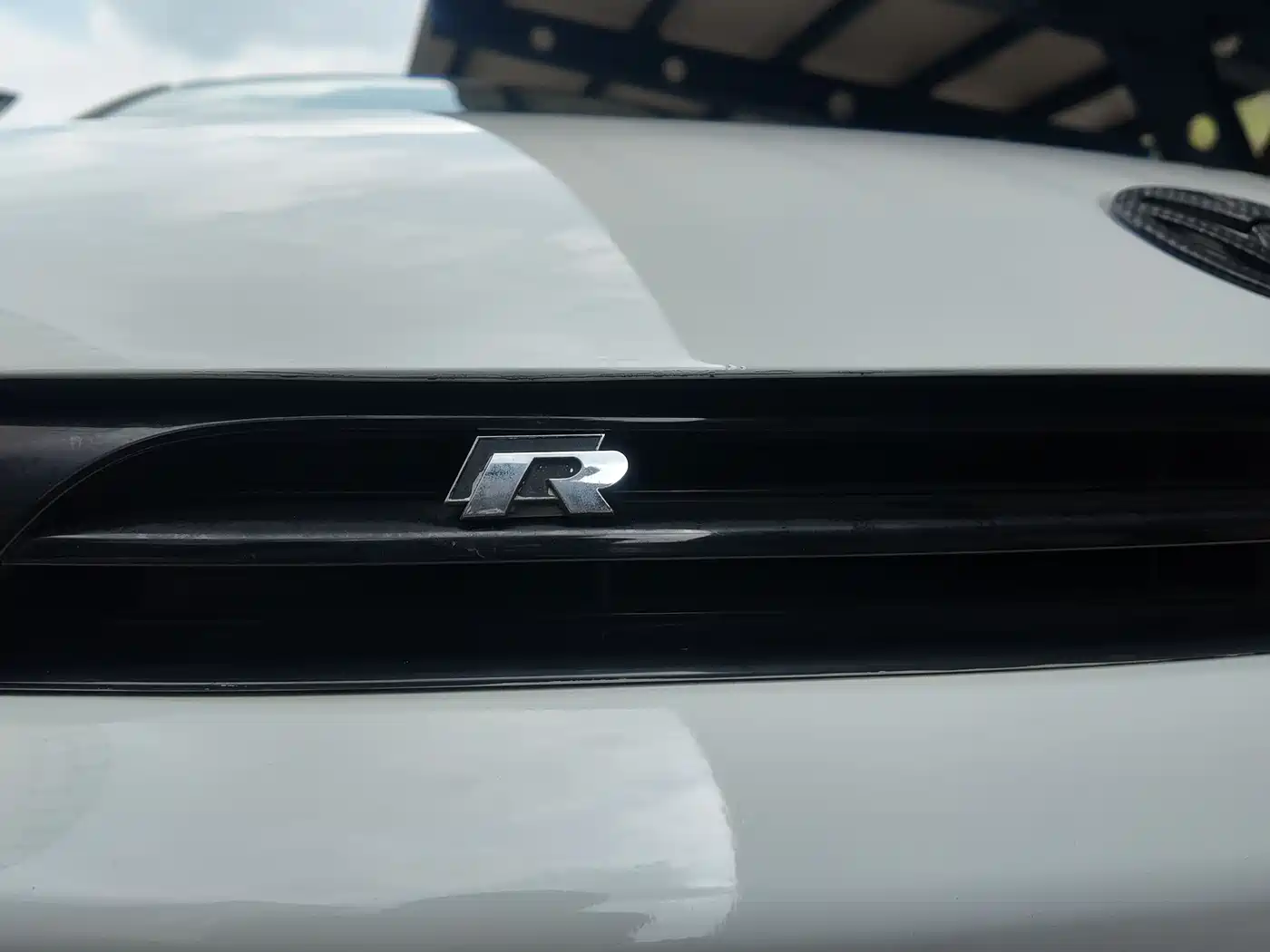 Volkswagen Scirocco 2011 Model R 2.0TSI фото 5