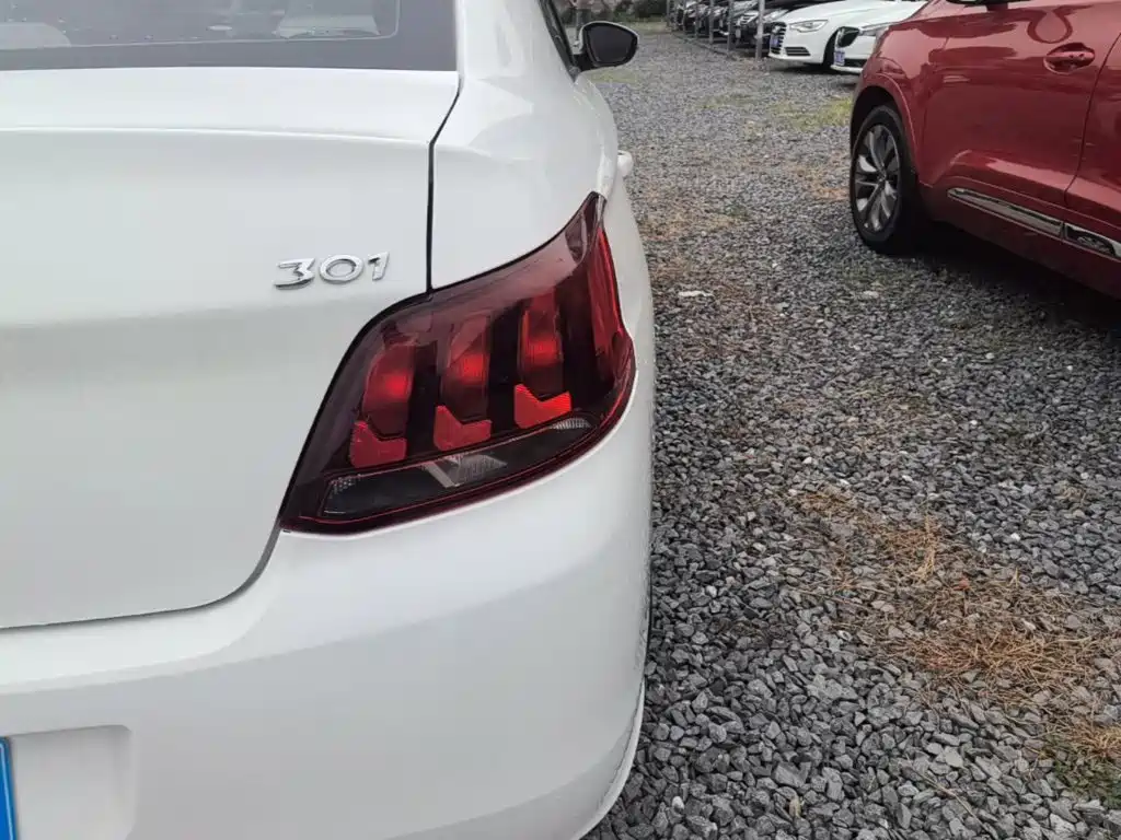 Peugeot 301 2018 2018 1.6L Auto Comfort Edition