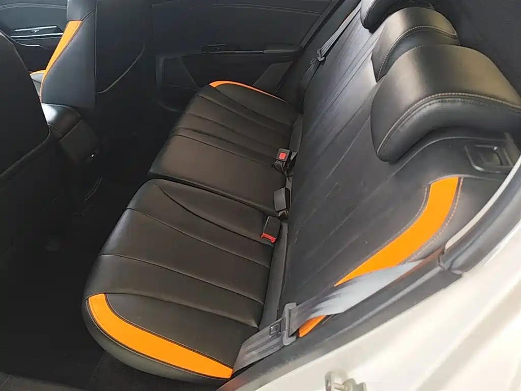 Baojun 310 2017 2016 1.2L Manual Luxury Type