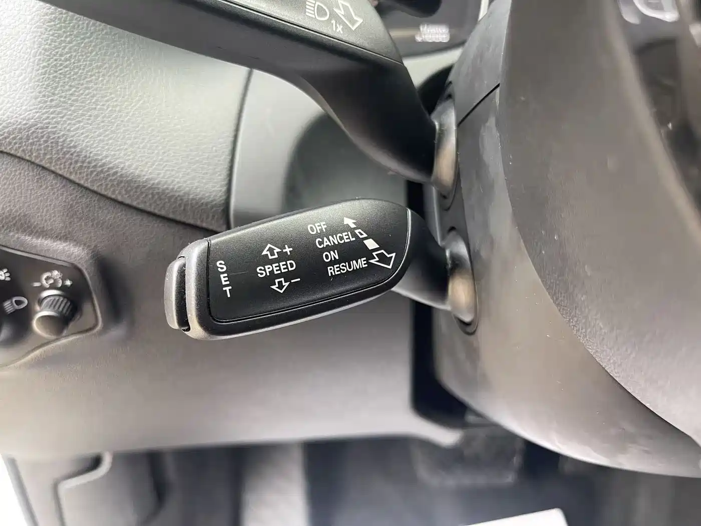 Audi Q5 2017 Plus 40 TFSI Technology фото 25