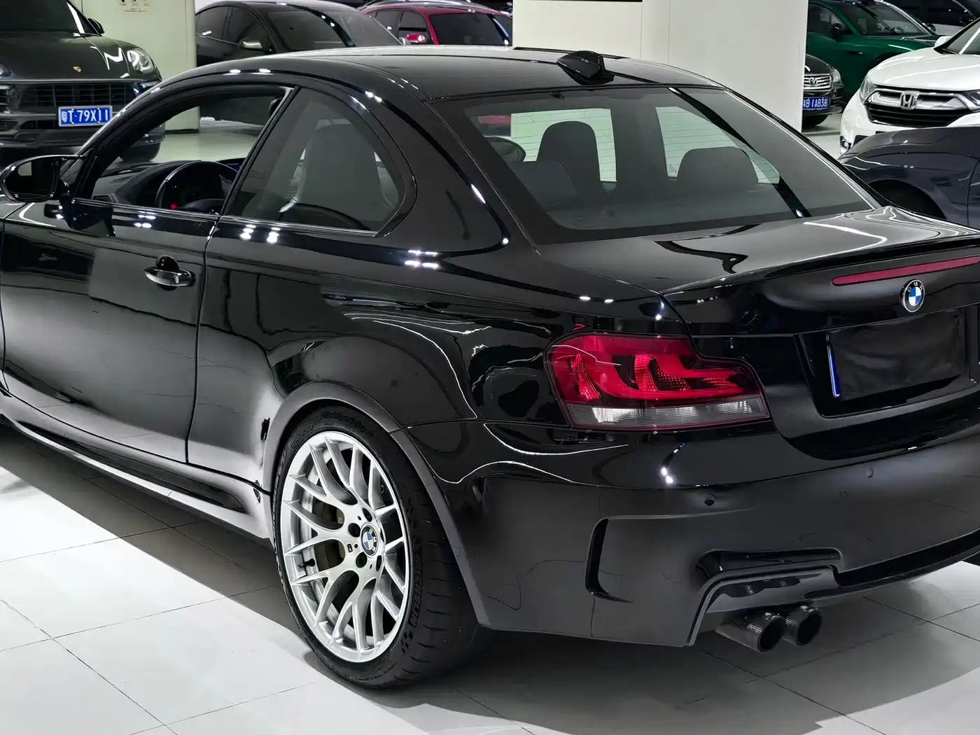 BMW 1 Series M 2012 2011 1M Coupe