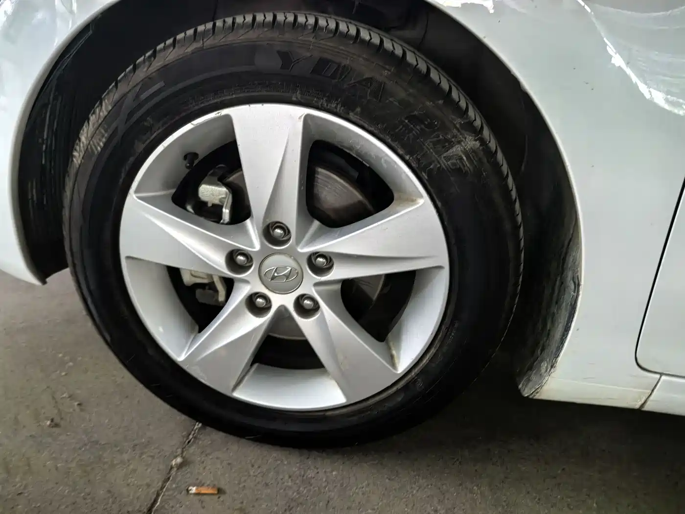 Hyundai Langdong 2013 1.6L Automatic Premium фото 12