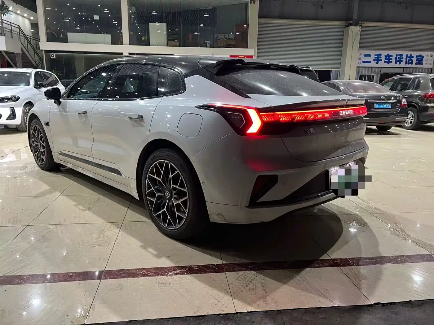 ZEEKR EXTREME KRYPTON 001