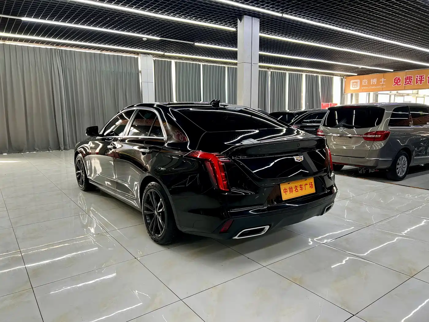 CADILLAC CT4