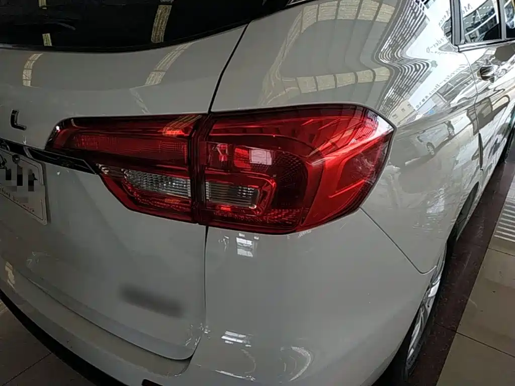 Haval M6 2019 1.5T DCT 2WD Elite Type China VI фото 8