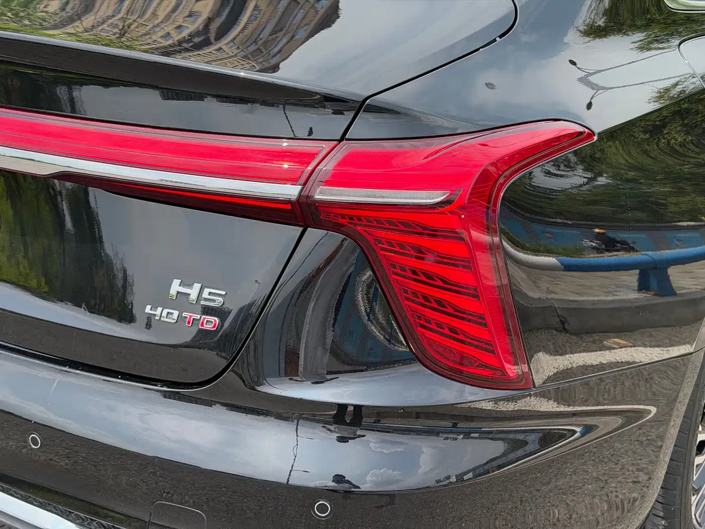 Hongqi H5 2024 2.0T Automatic Smart Connect Flag Smooth Edition фото 23