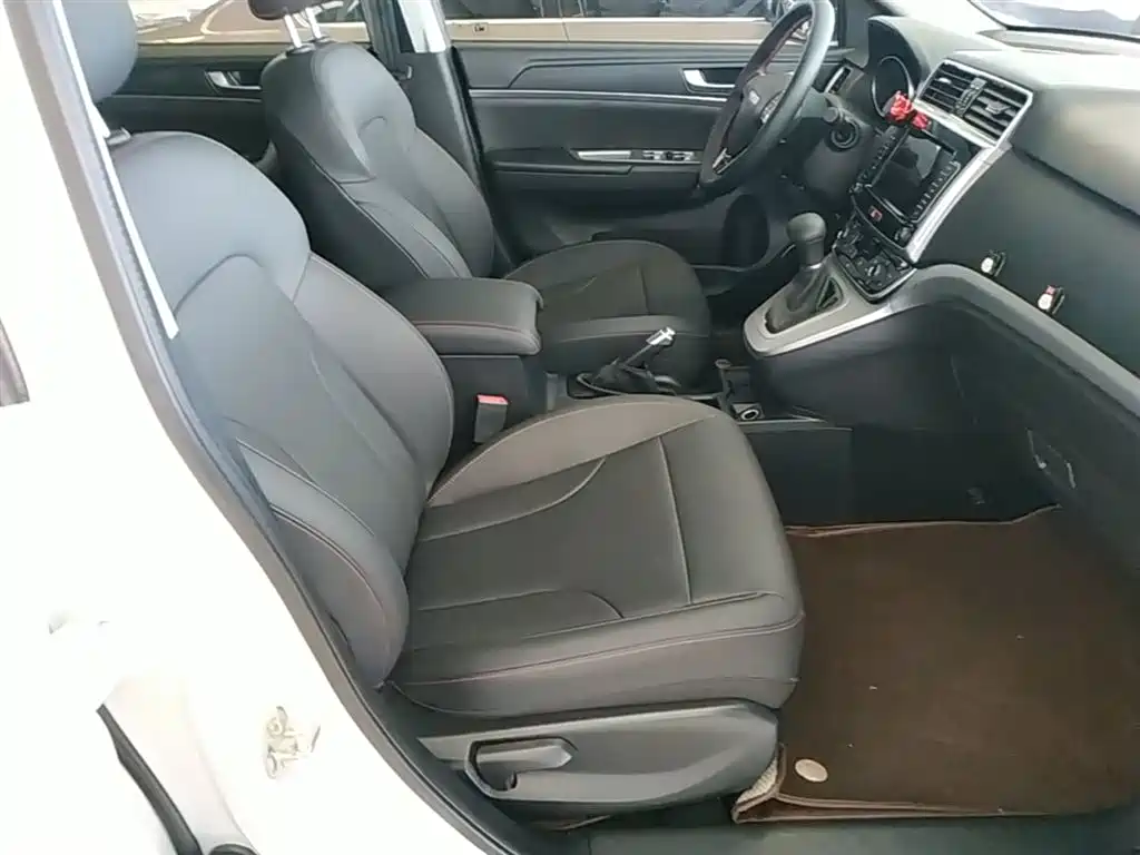 Haval M6 2019 1.5T DCT 2WD Elite Type China VI фото 25