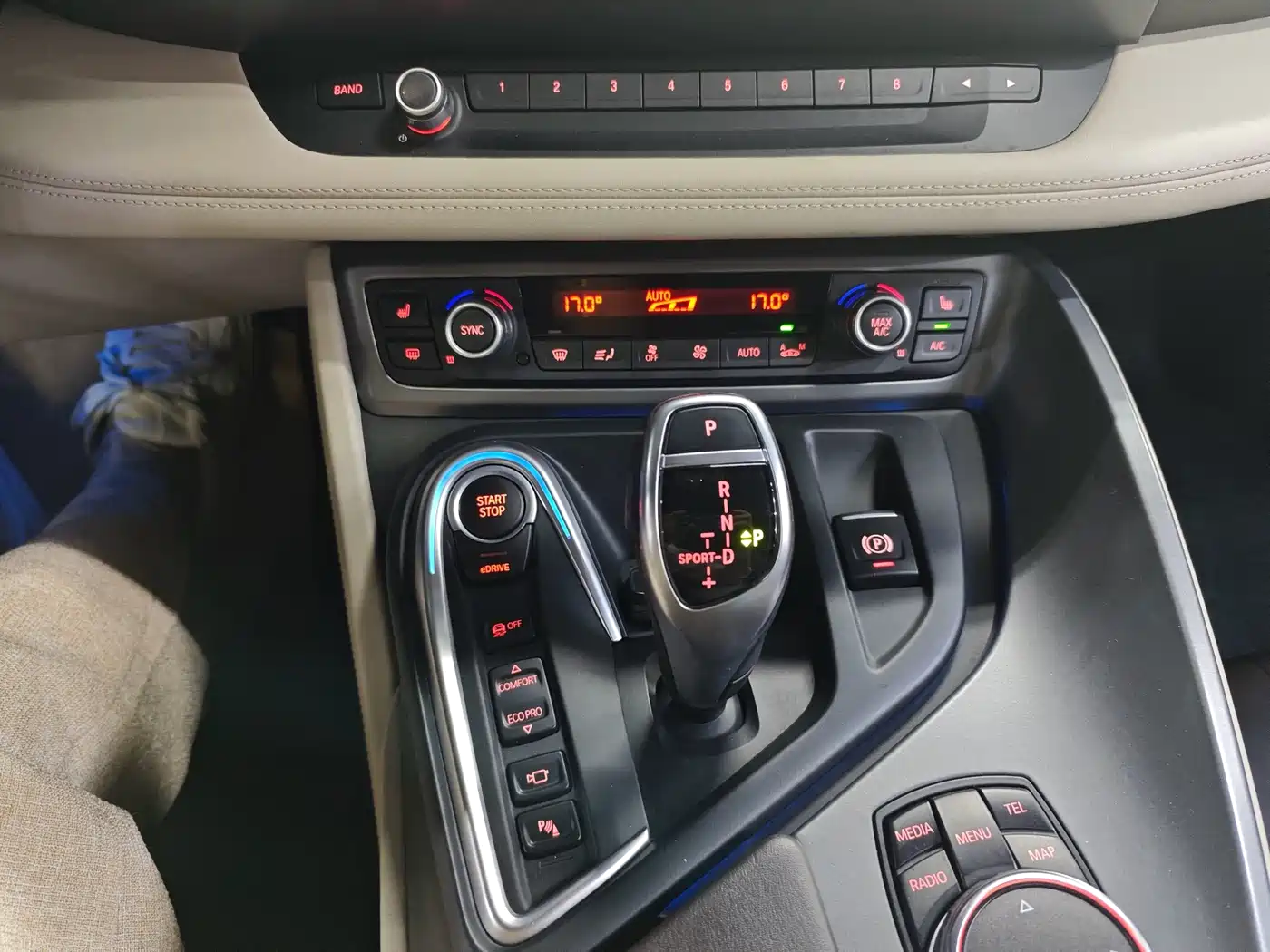 BMW i8 2017 2014 Standard