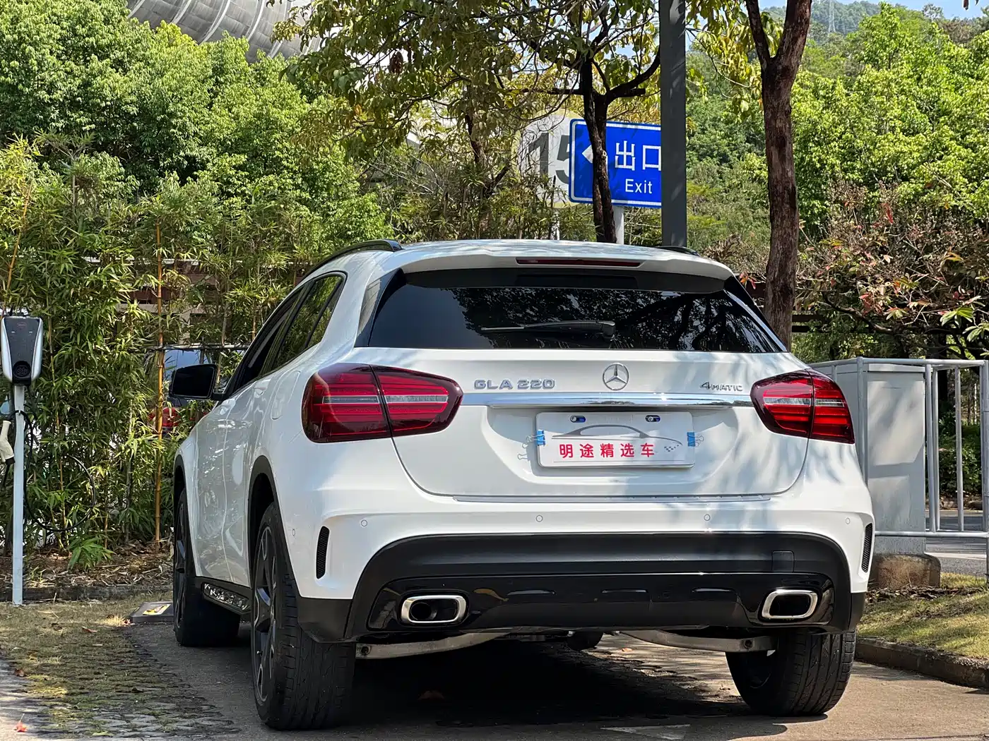 Mercedes-Benz GLA 2018 GLA 220 4MATIC Sport фото 45