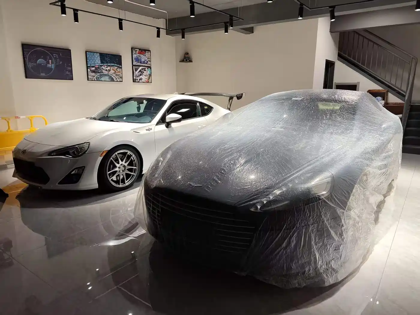 Aston Martin Rapide 2012 2010 6.0L