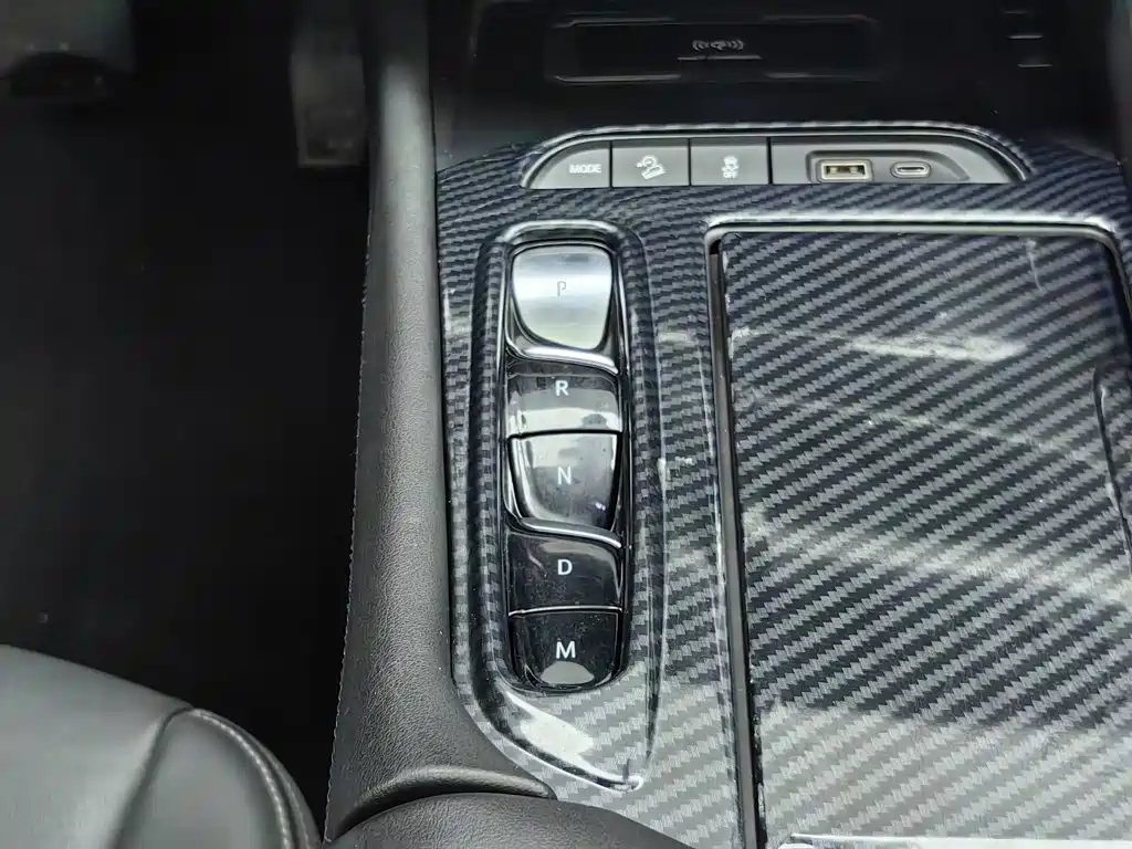 Фото 13 - Buick Enclave