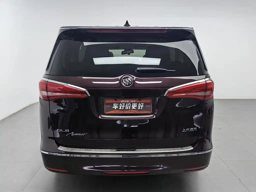 Фото 4 - Buick GL8