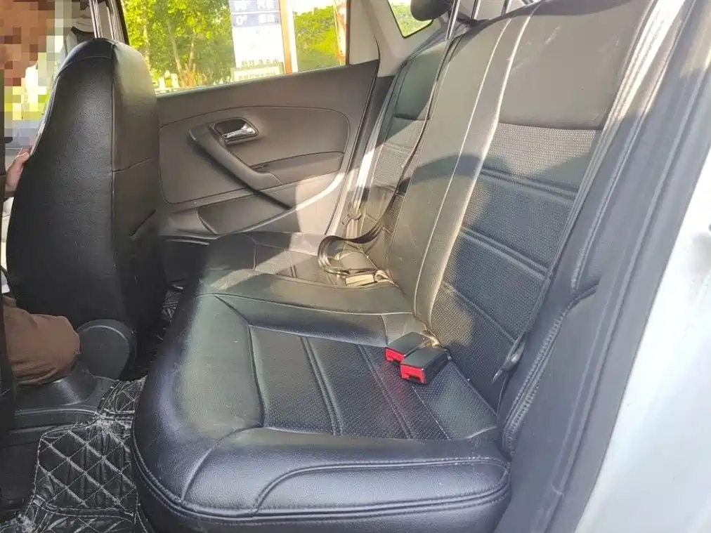 Volkswagen Polo 2018 1.5L Auto Safe Drive фото 12