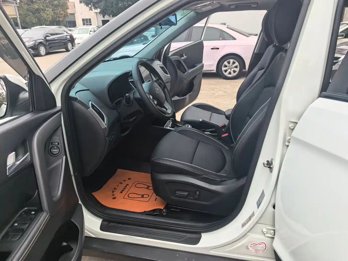Hyundai Beijing Hyundai ix25 2017 1.6L Automatic Smart Edition фото 6