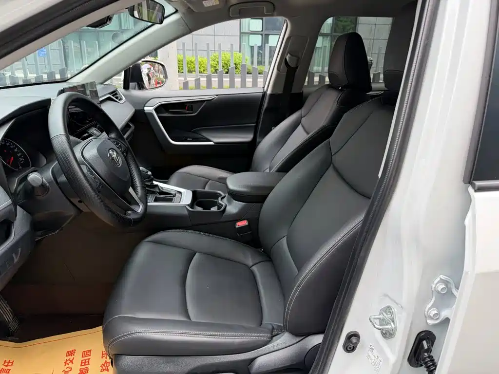 Toyota RAV4 Rongfang 2025 2024 2.0L CVT FWD Urban Edition