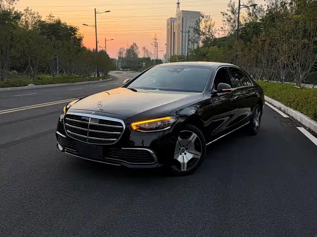 Mercedes-Benz S S 400 L, Люкс