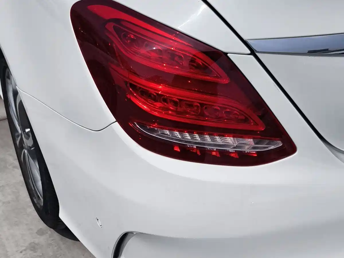 Mercedes-Benz C-Class 2015 C 180 L Sport фото 6