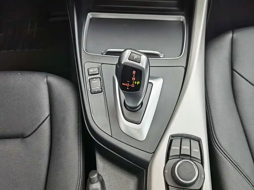 BMW 1 Series (Import) 2019 2018 118i Leading