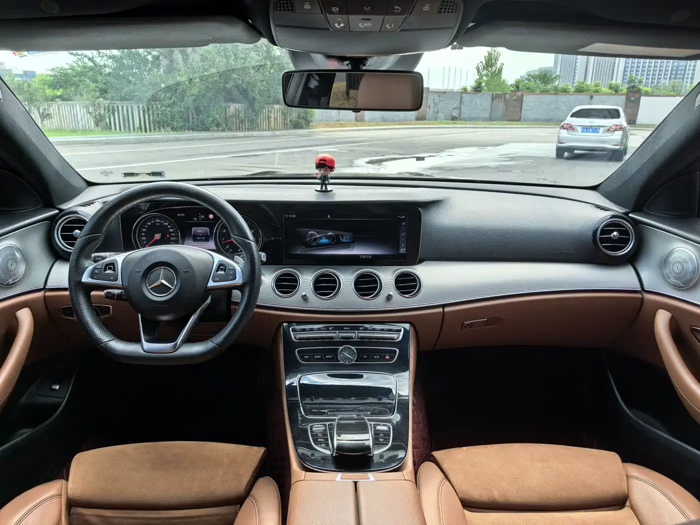 Mercedes-Benz E-Class 2017 E 200 Sport 4MATIC фото 7
