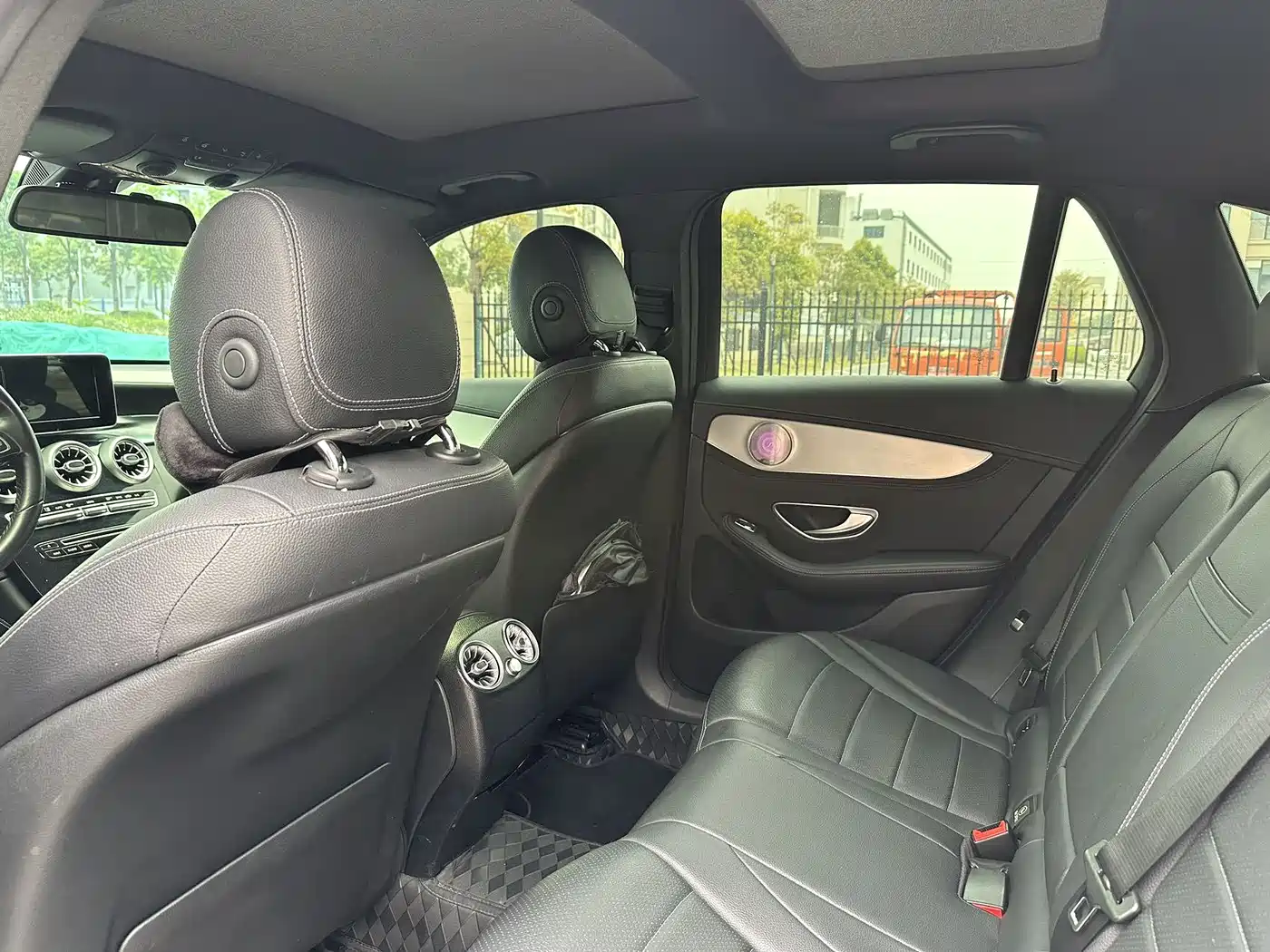 Mercedes-Benz GLC 2016 GLC 200 4MATIC фото 6