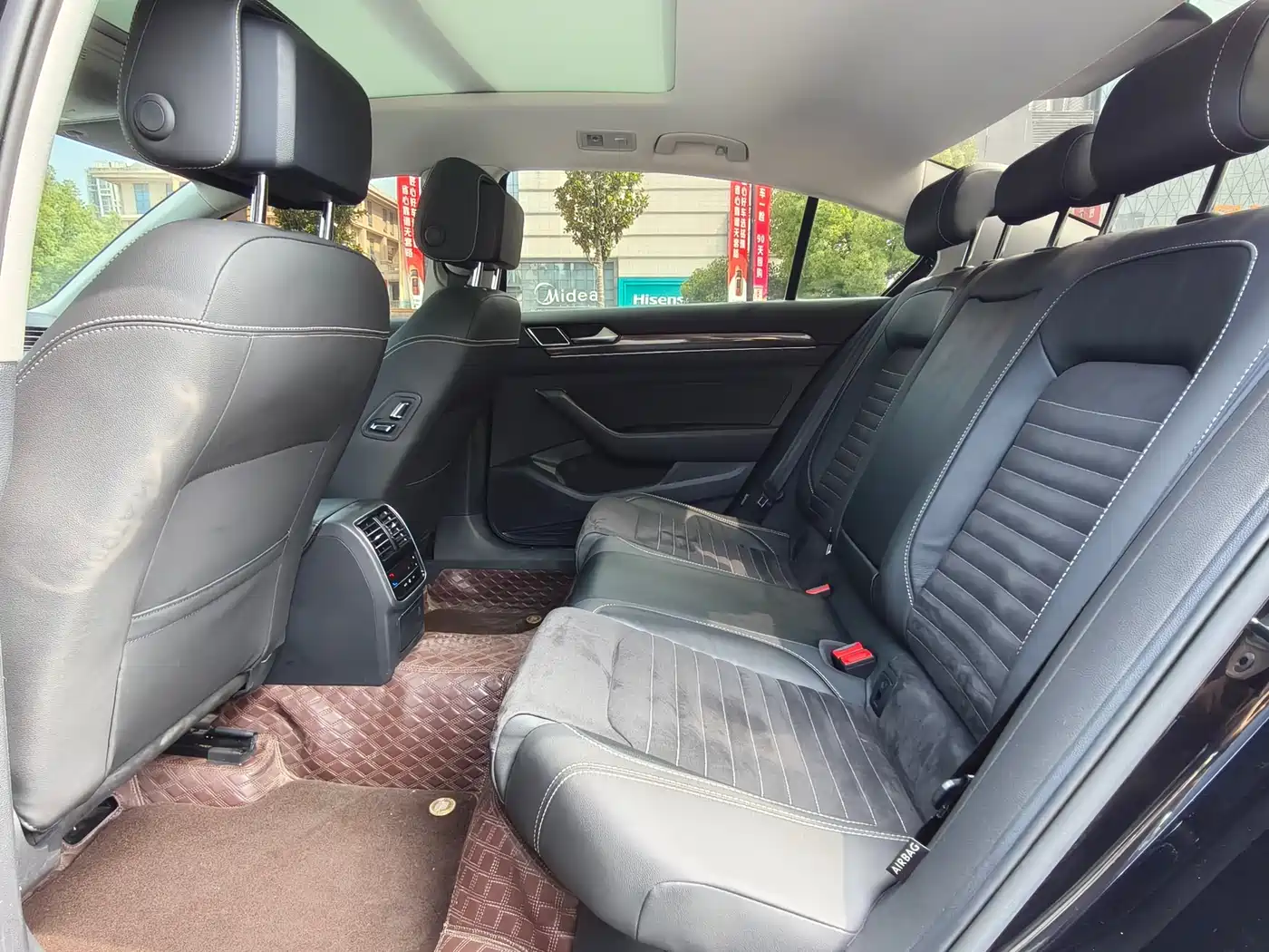 Volkswagen Magotan 2020 330TSI DSG Luxury фото 6