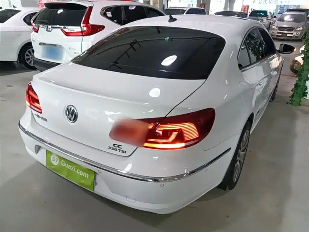 Volkswagen FAW-Volkswagen CC 2016 Model 2.0TSI Luxury фото 7