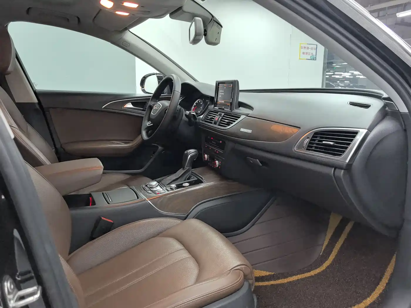 Audi A6L 2016 50 TFSI quattro Luxury фото 5