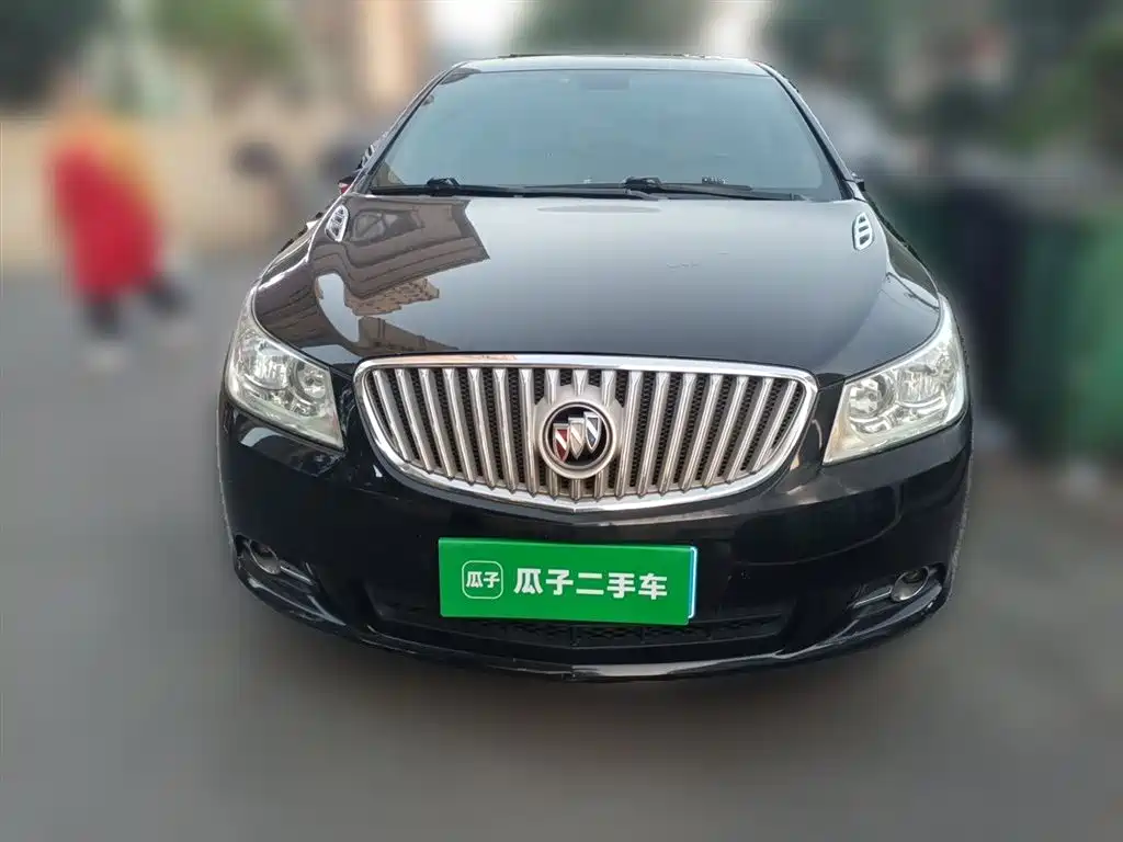 Buick LaCrosse 2011 2.4L SIDI Elegance Edition фото 2