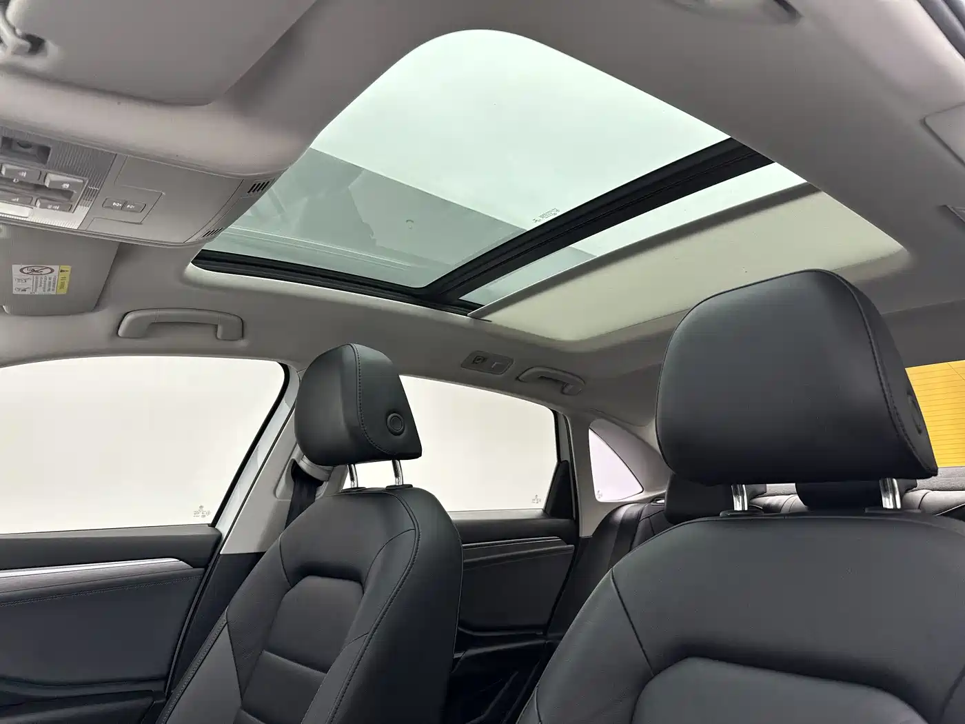 Volkswagen Sagitar 2021 280TSI DSG Comfort Smart Connect Edition фото 16