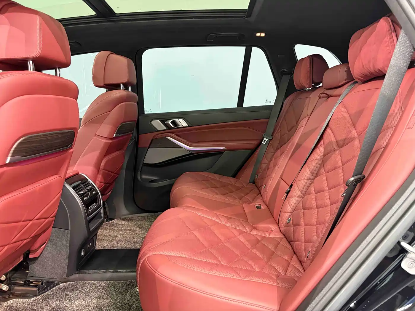 BMW X5 2022 Model xDrive 40Li M Sport Package фото 19