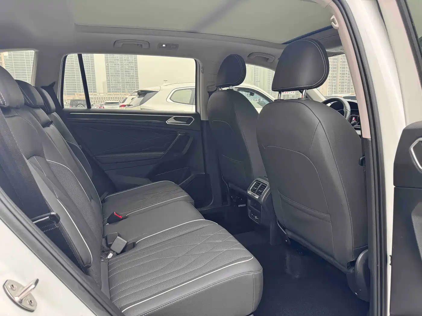 Volkswagen Tiguan L 2023 280TSI 2WD Trend Limited Edition фото 14